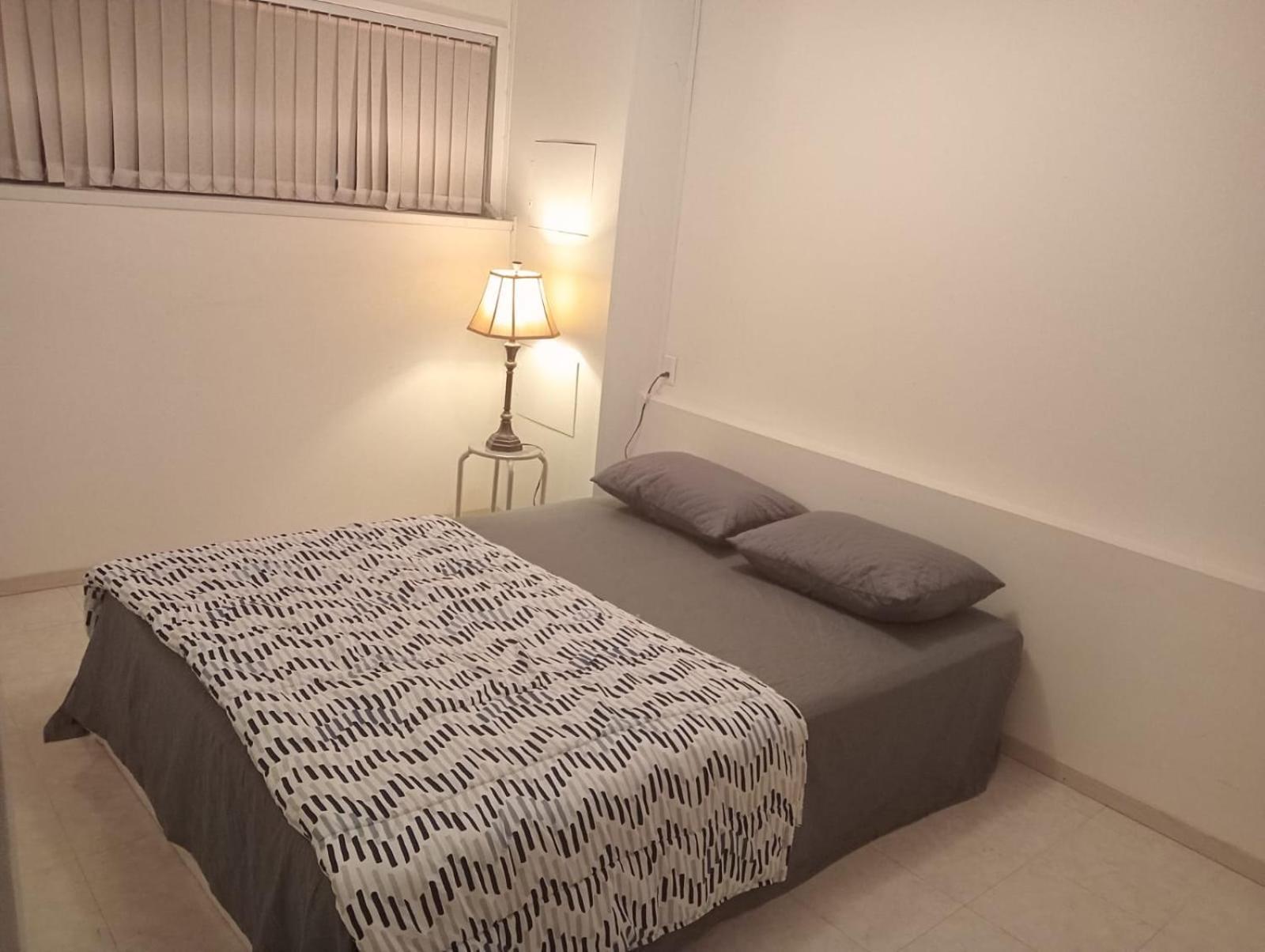 Cosy Romantic Stay In Surrey- Walking Distance From Guildford Town Centre Exterior photo