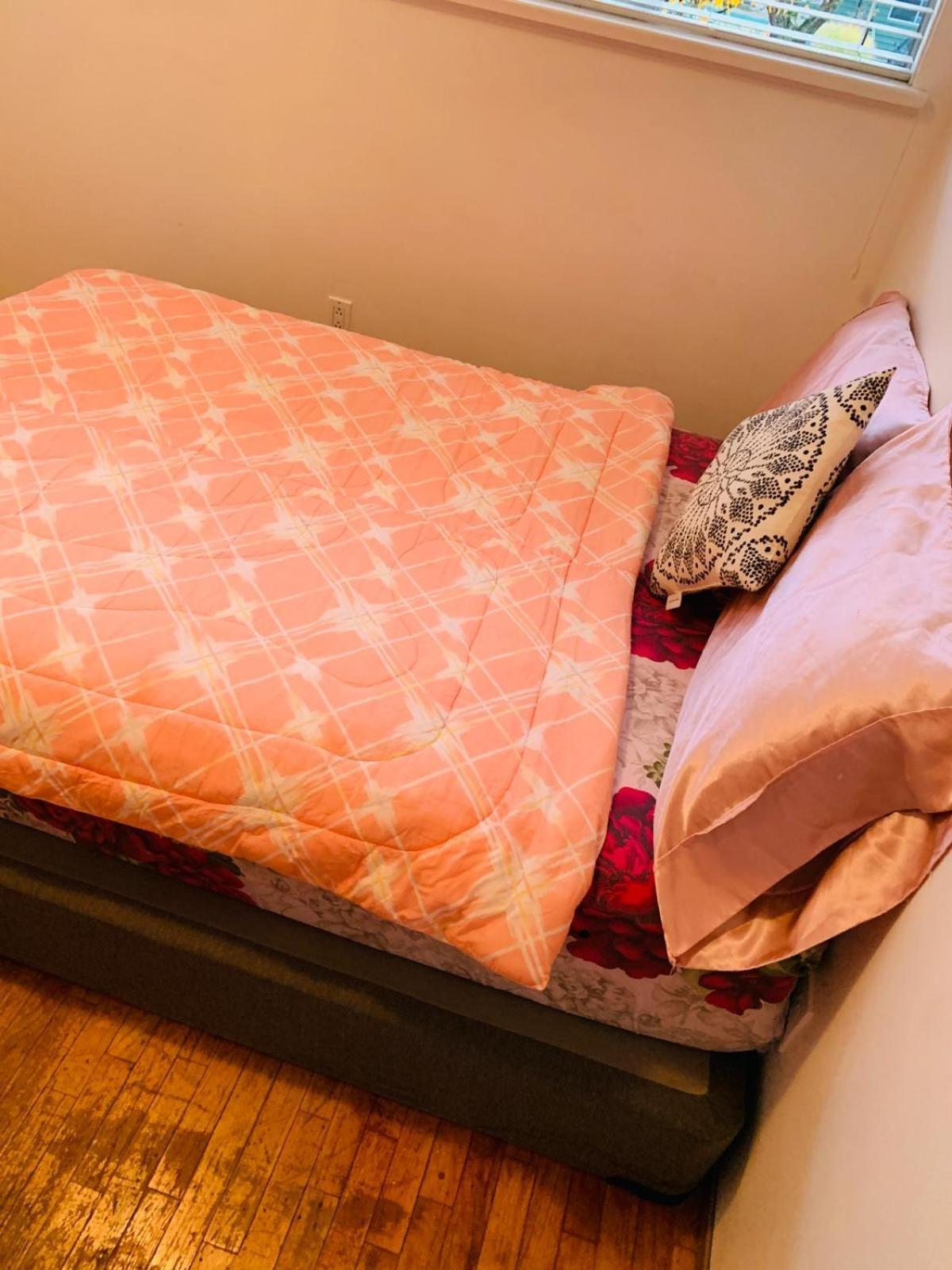Cosy Romantic Stay In Surrey- Walking Distance From Guildford Town Centre Exterior photo