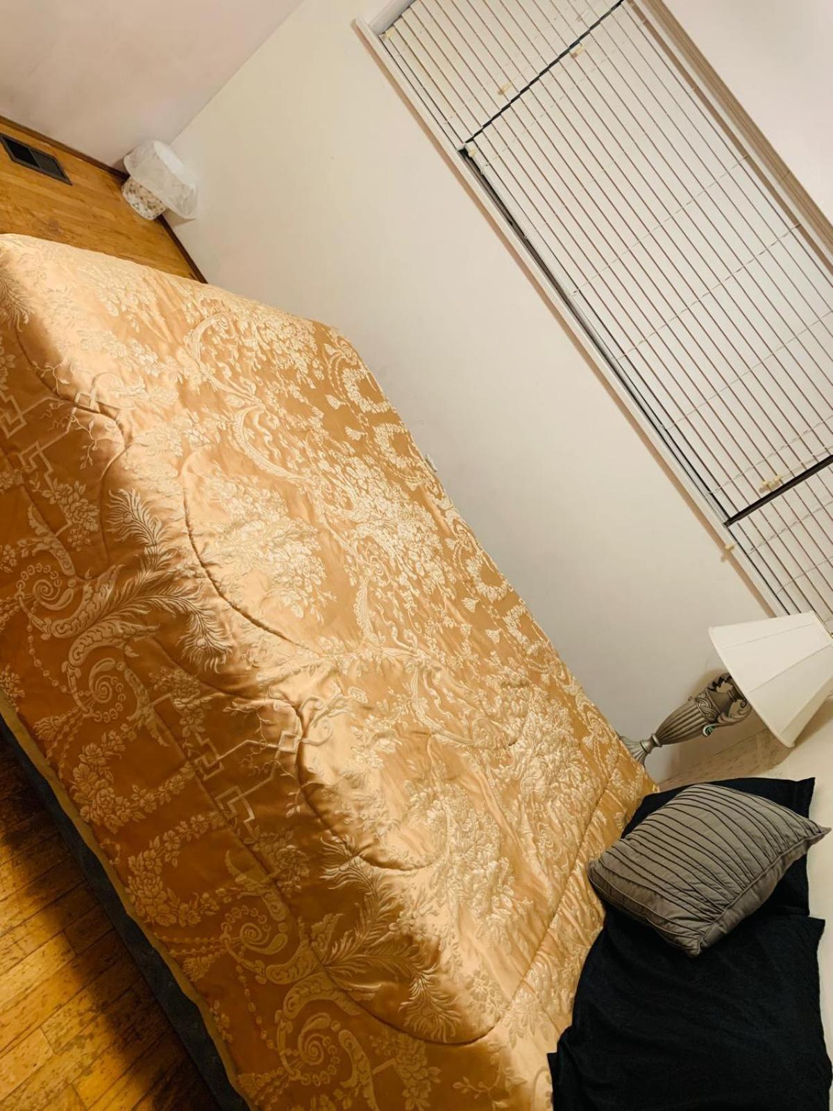 Cosy Romantic Stay In Surrey- Walking Distance From Guildford Town Centre Exterior photo